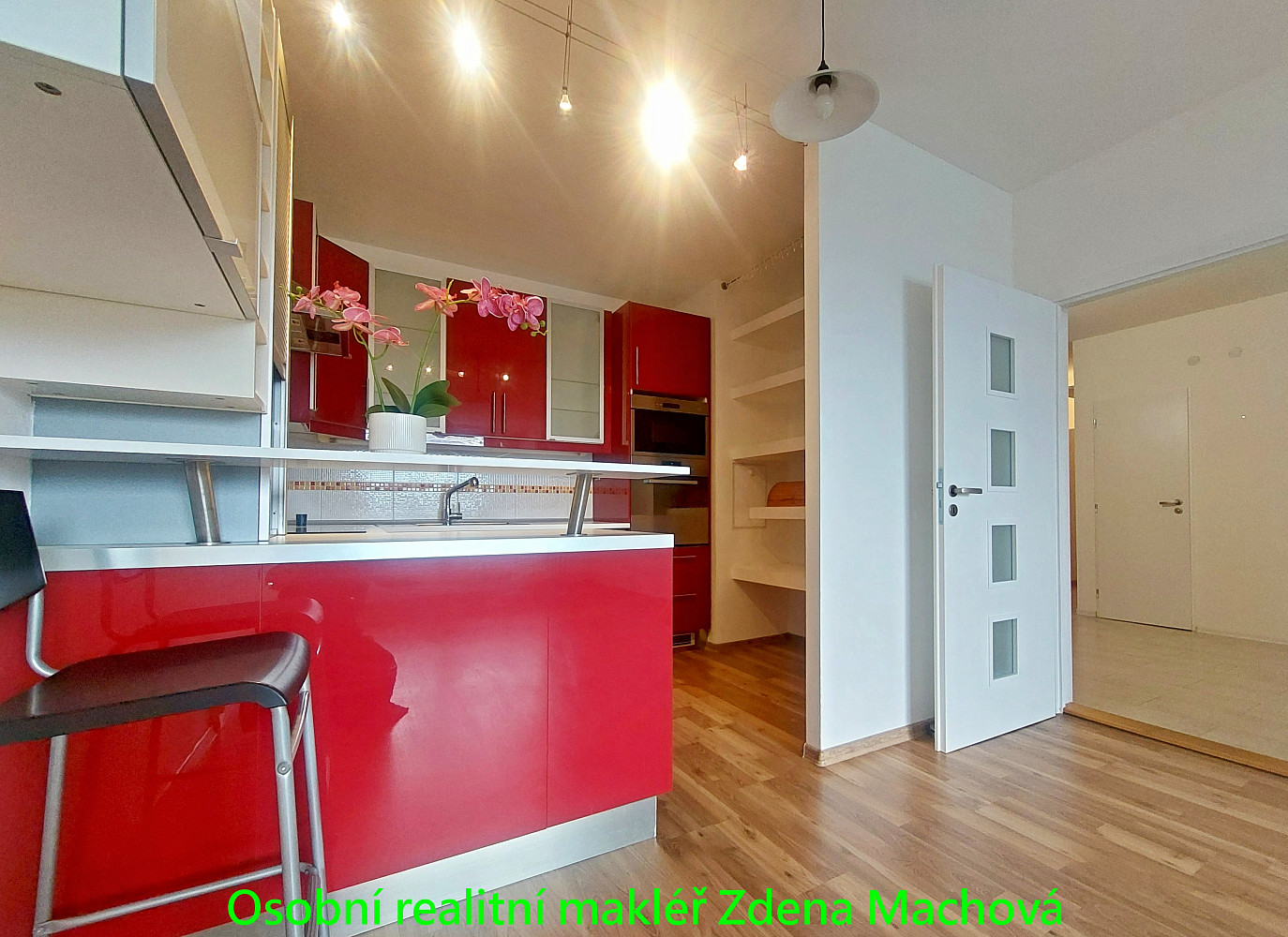 Pronájem bytu 3+kk 67 m² – fotografie 3