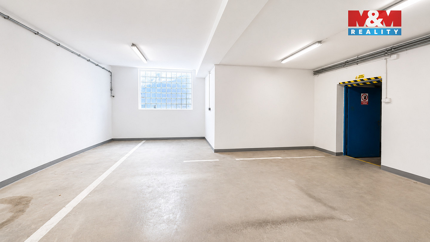 Pronájem obchodních prostor 126 m² – fotografie 2
