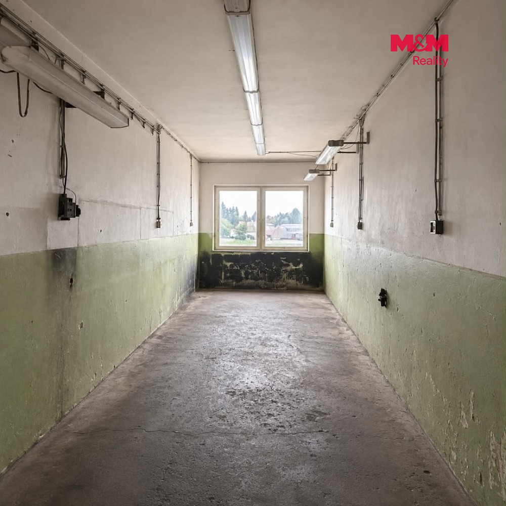 Pronájem kanceláře 139 m² – fotografie 3