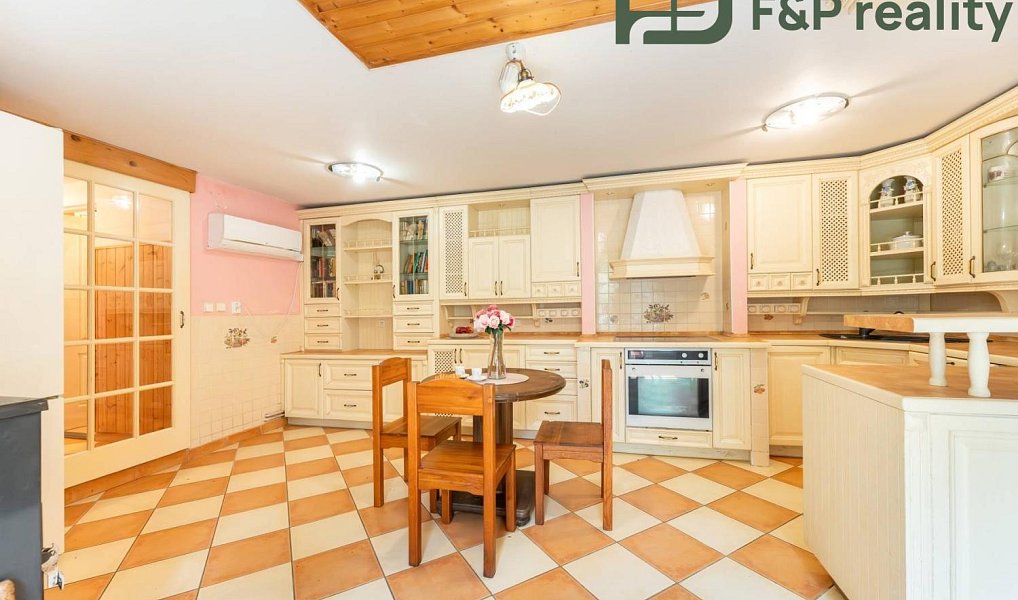 Prodej domu 153 m² s pozemkem 1 333 m², Koberovice – náhled fotky 6
