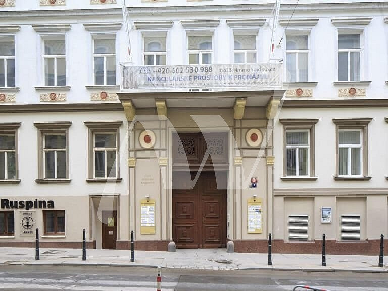 Pronájem kanceláře 120 m²