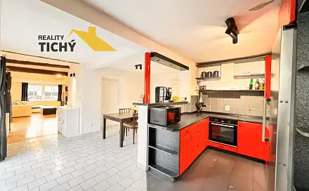 Prodej domu 123 m² s pozemkem 438 m², Husova, Hronov, okres Náchod