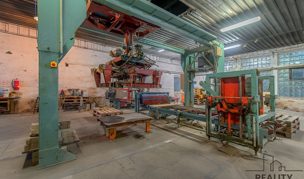 Prodej výrobních prostor 14 738 m², Moravský Krumlov – náhled fotky 29