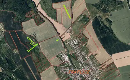 Prodej pozemku 19 641 m², Traplice, okres Uherské Hradiště