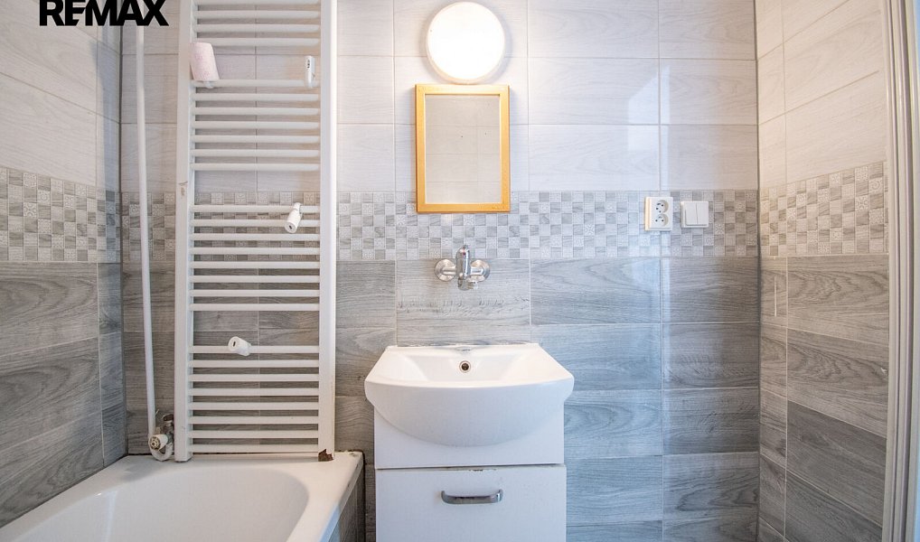Prodej bytu 2+1 42 m², Velké Březno – náhled fotky 12