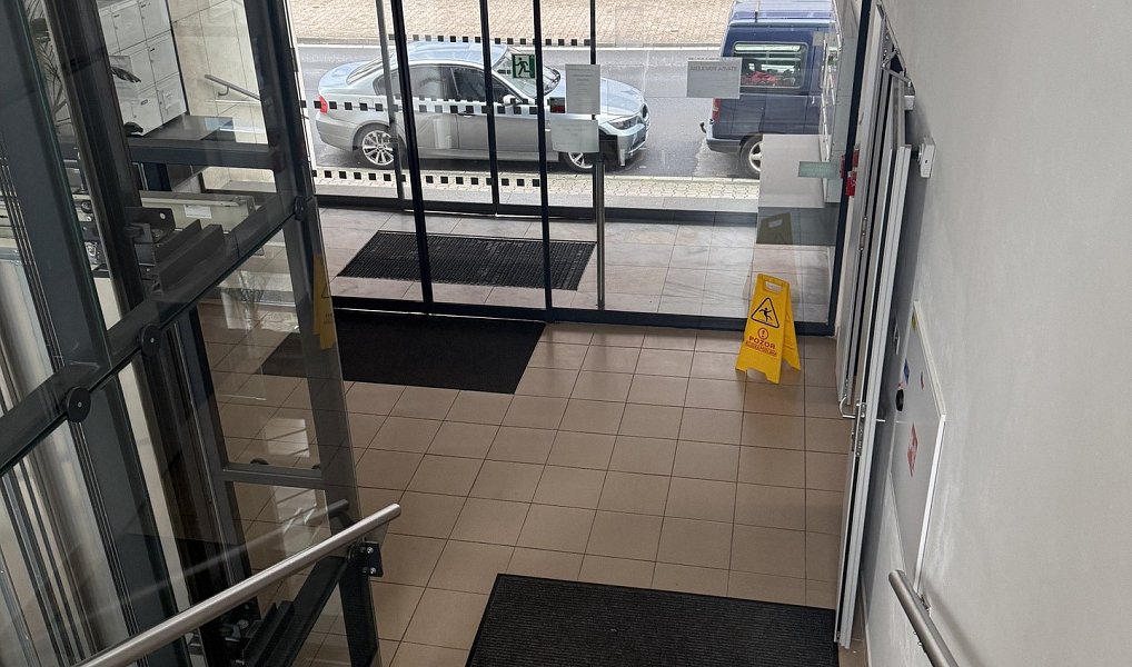 Pronájem kanceláře 16 m², Náchod – náhled fotky 8