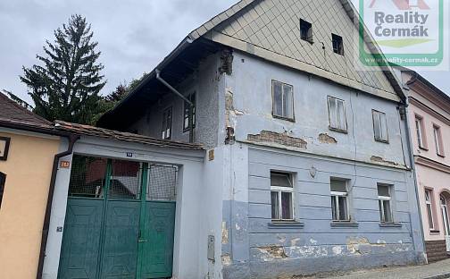 Prodej domu 380 m² s pozemkem 680 m², Msgre. B. Staška, Domažlice - Hořejší Předměstí