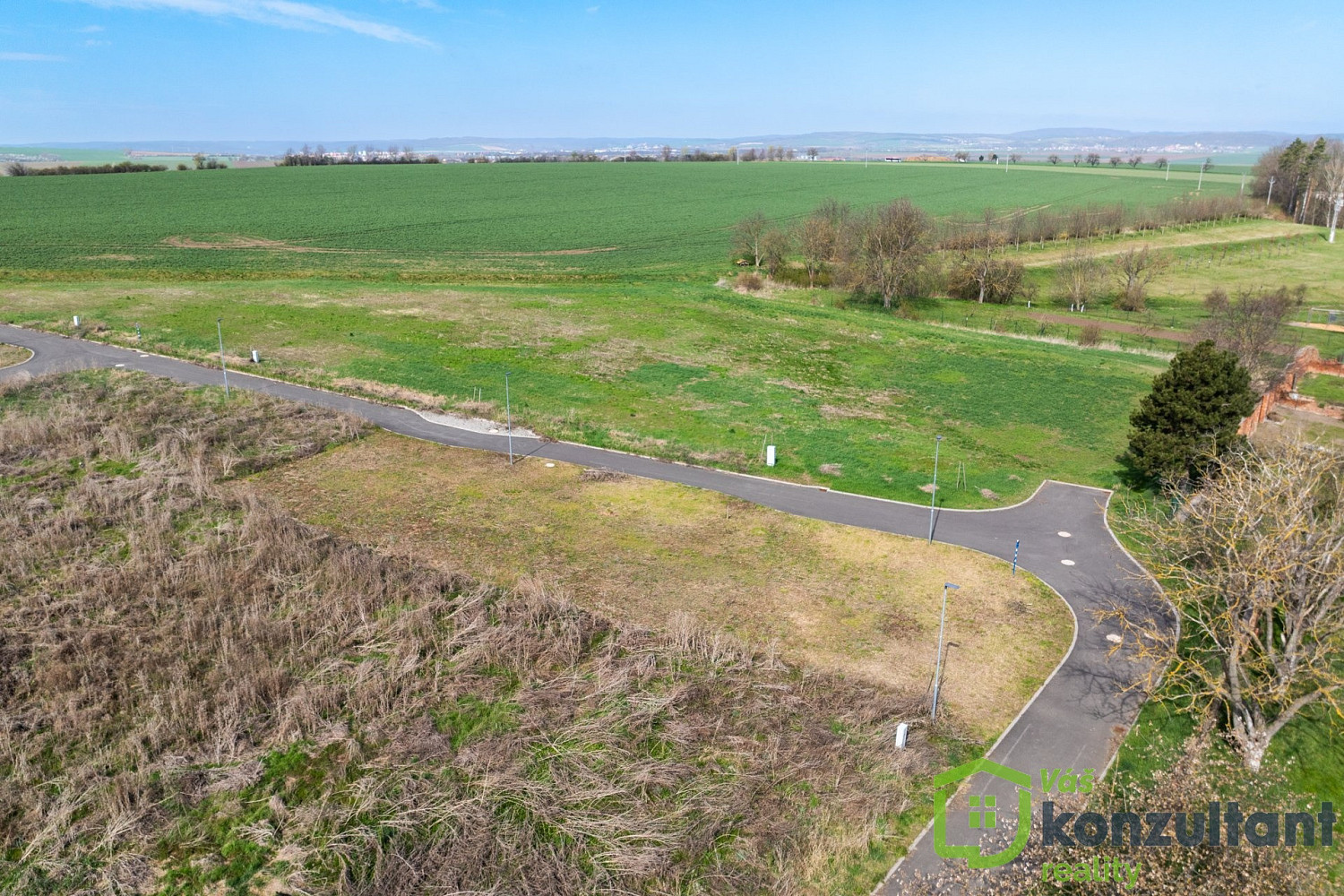 Prodej stavebního pozemku 681 m² – fotografie 5