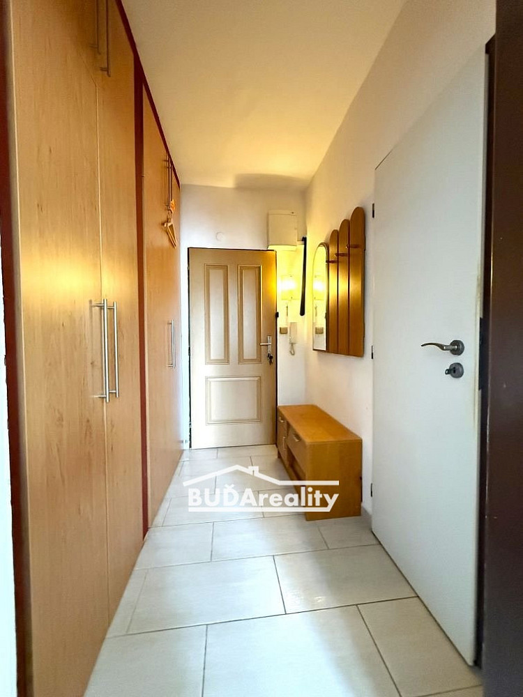 Prodej bytu 2+1 35 m² – fotografie 3