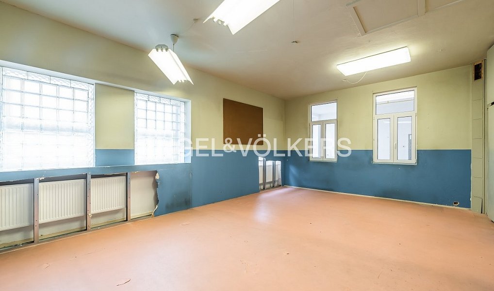 Pronájem komerčního objektu (jiného typu) 3 100 m², Panenské Břežany – náhled fotky 11