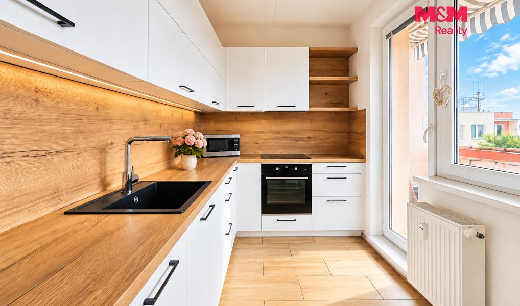 Prodej bytu 3+1 67 m², České Budějovice – náhled fotky 2