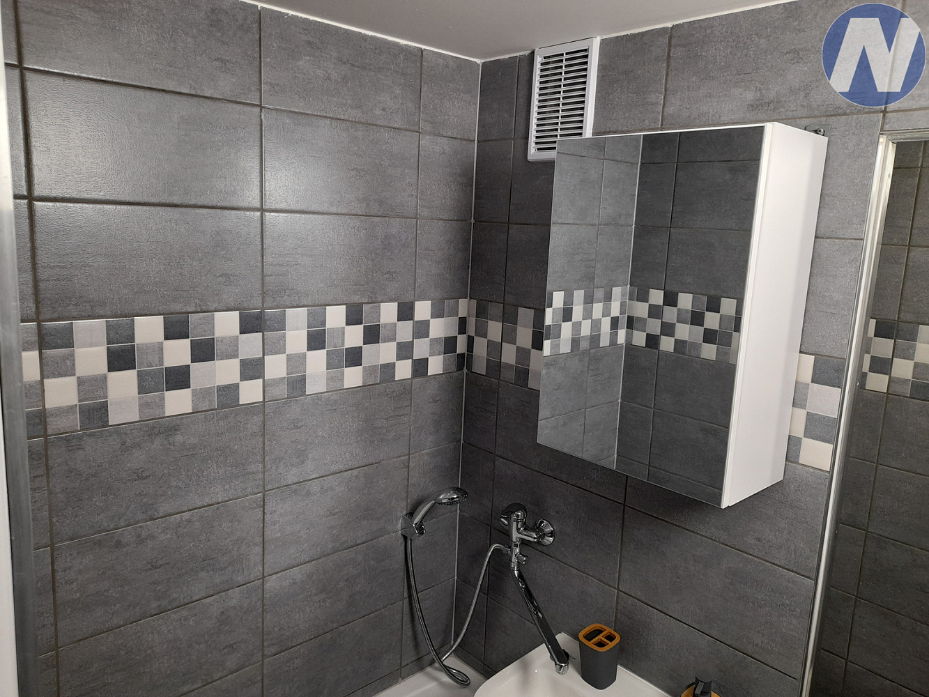 Pronájem bytu 2+kk 39 m² – fotografie 5