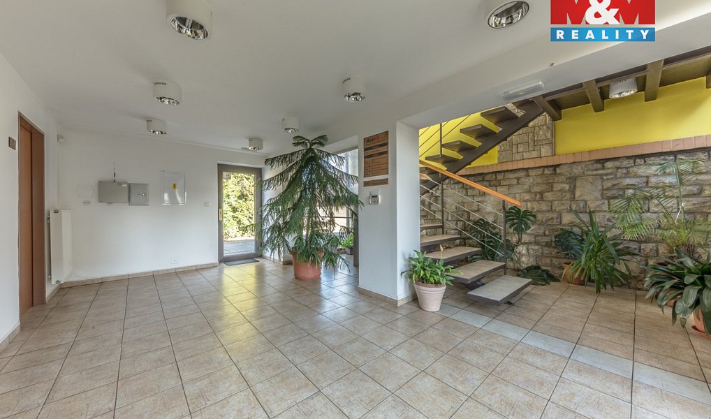 Prodej výrobních prostor 1 182 m², Česká Lípa – náhled fotky 4