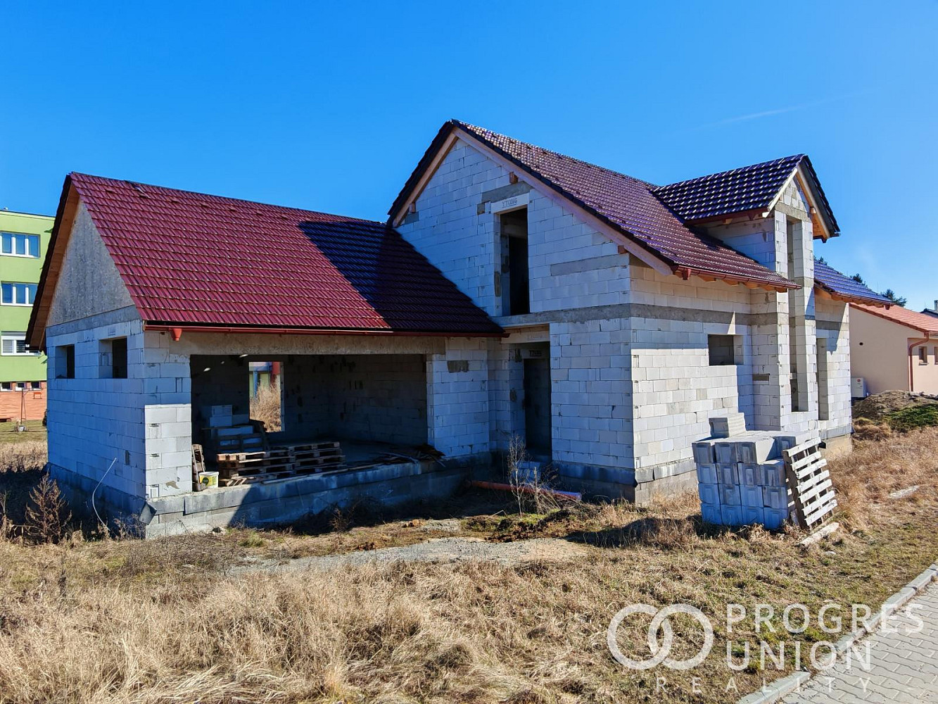 Prodej domu 234 m² s pozemkem 900 m² – další