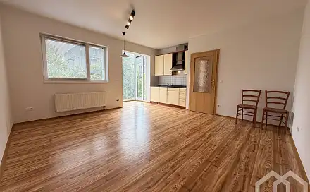 Pronájem bytu 1+kk 33 m²
