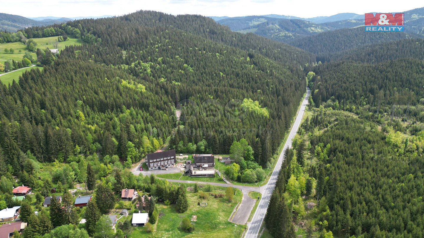 Prodej ubytovacího objektu 900 m² — photo 2