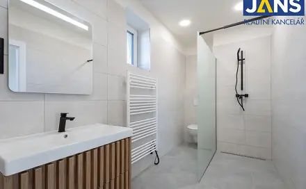 Pronájem bytu 2+1 62 m², Chářovská, Krnov - Pod Cvilínem, okres Bruntál