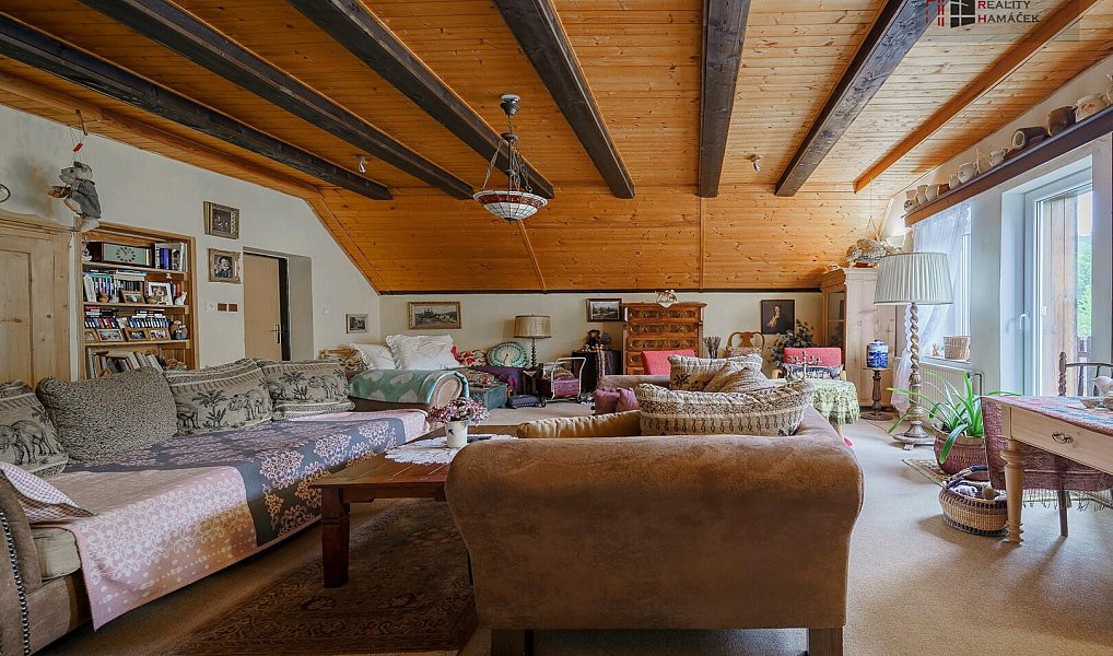Prodej domu 421 m² s pozemkem 443 m², Desná – náhled fotky 14