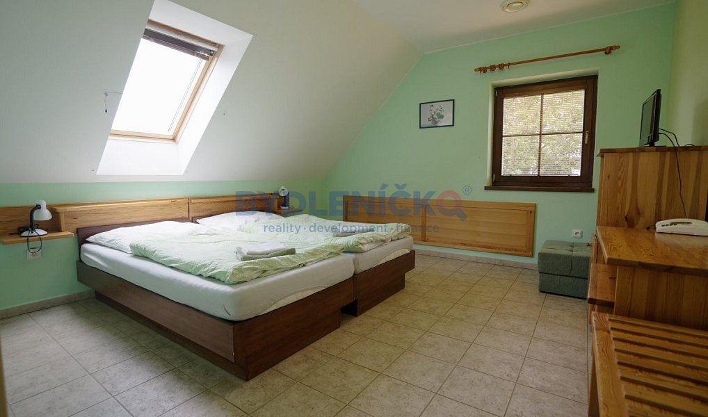 Prodej domu 275 m² s pozemkem 1 663 m², Chlum u Třeboně – náhled fotky 11