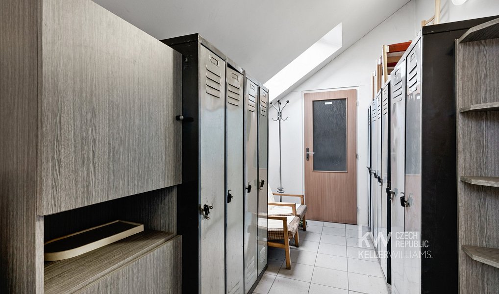Prodej obchodních prostor 688 m², Plavy – náhled fotky 9