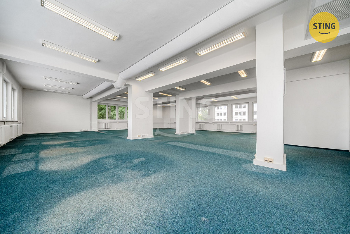 Pronájem kanceláře 165 m² – fotografie 4