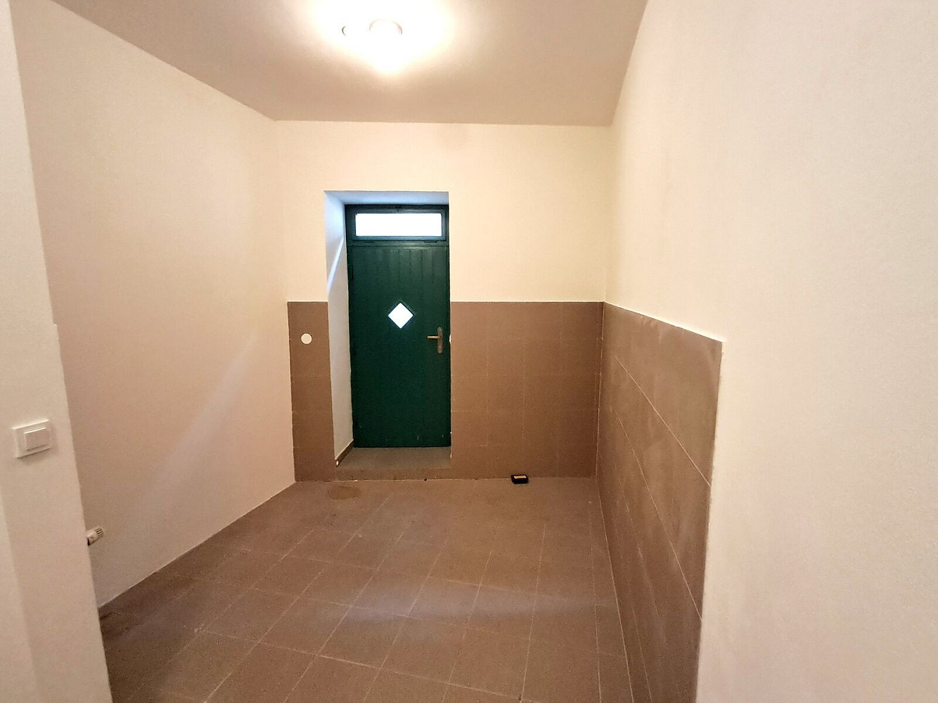 Pronájem skladovacích prostor 12 m² – fotografie 3