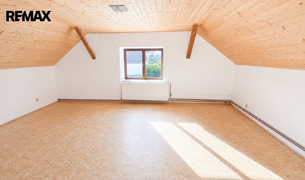 Prodej domu 230 m² s pozemkem 260 m², Rynárec – náhled fotky 9