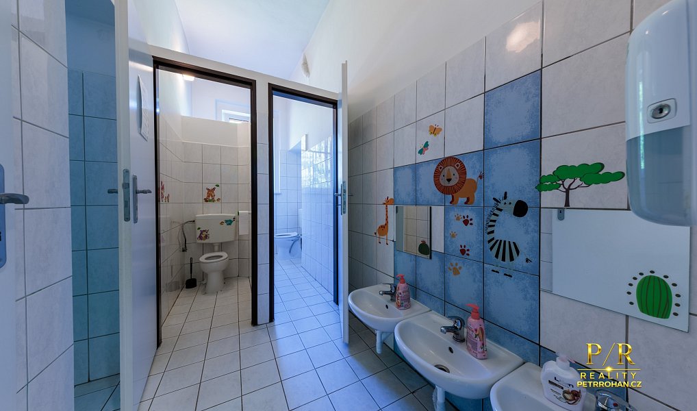 Prodej komerčního objektu (jiného typu) 650 m², Chodov – náhled fotky 18