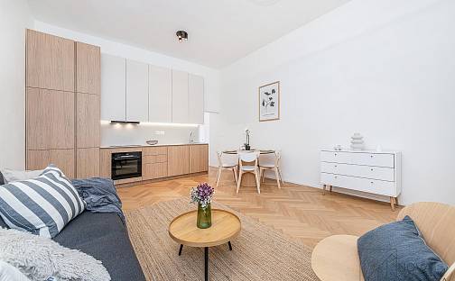 Prodej bytu 3+kk 85 m², Hořejší nábřeží, Praha 5 - Smíchov