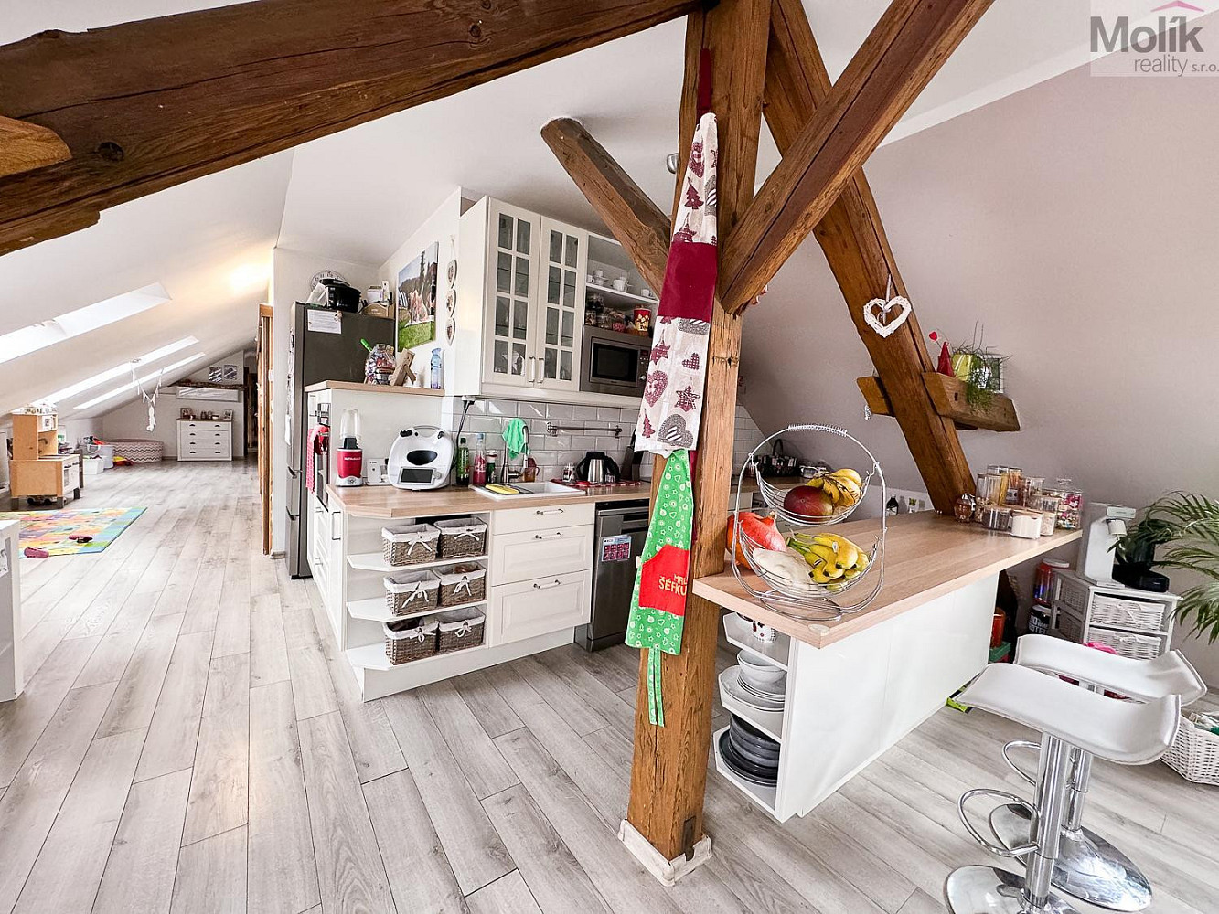 Prodej domu 244 m² s pozemkem 1 483 m² – fotografie 4