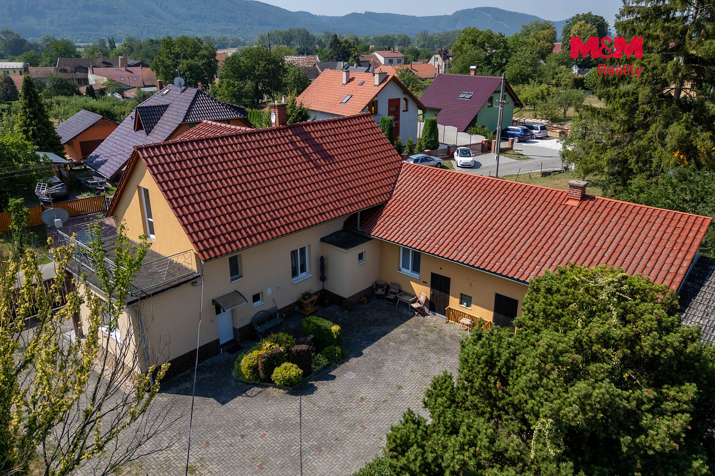 Prodej domu 120 m² s pozemkem 2 765 m²