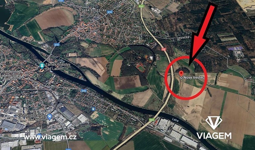 Prodej pole 2 331 m², Nový Vestec – náhled fotky 4