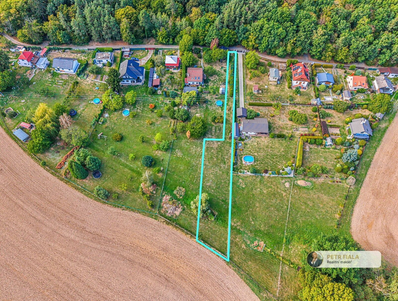 Prodej stavebního pozemku 1 000 m² – fotografie 4