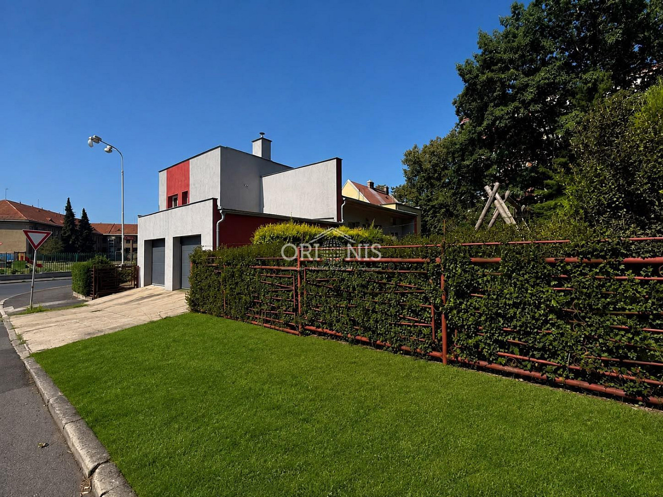 Prodej domu 156 m² s pozemkem 689 m² – fotografie 3