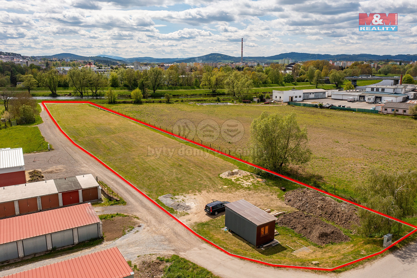 Prodej komerčního pozemku 4 644 m²