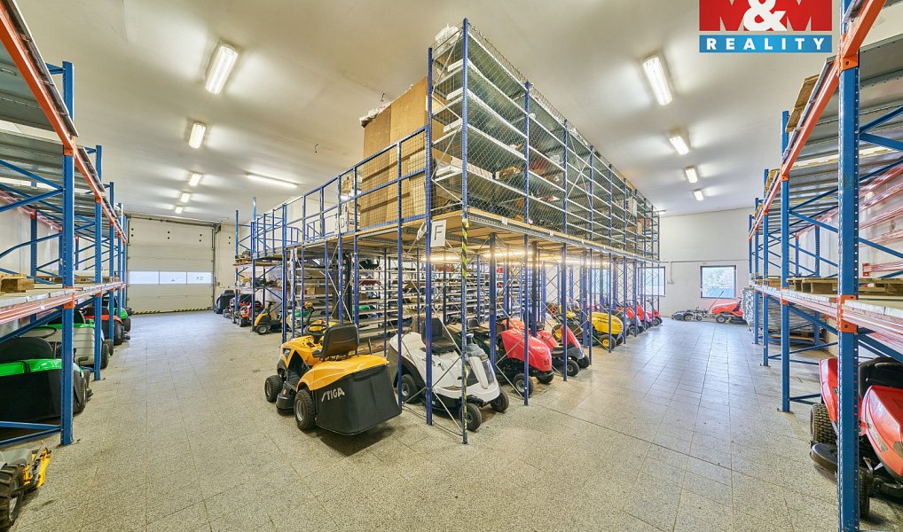 Prodej výrobních prostor 453 m², Dubenec – náhled fotky 17
