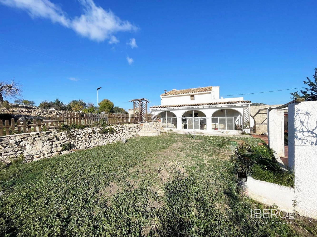 Prodej domu 180 m² s pozemkem 2 400 m² — photo 3