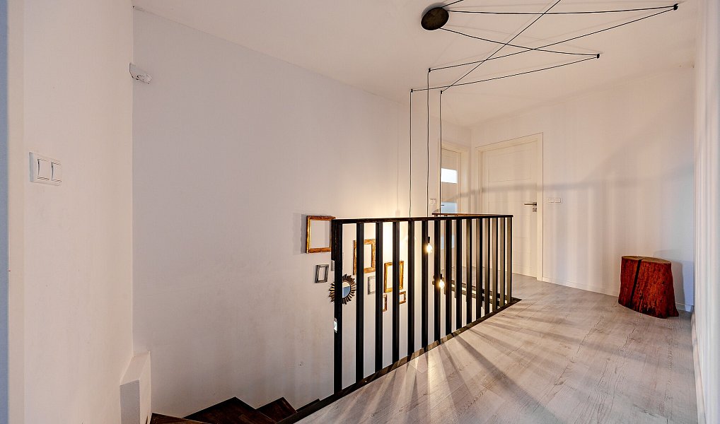 Prodej domu 206 m² s pozemkem 637 m², Staré Město – náhled fotky 9