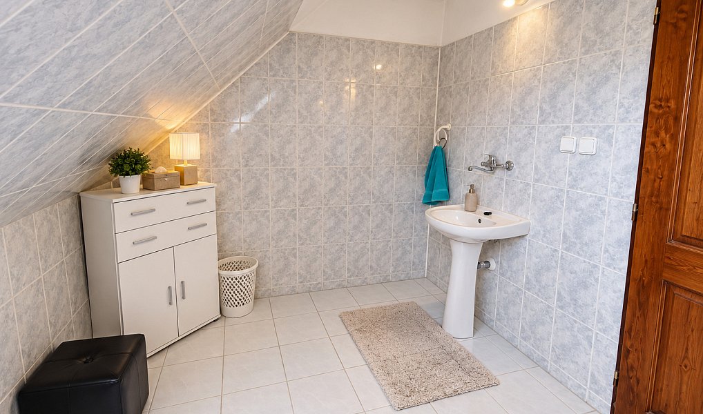 Prodej domu 235 m² s pozemkem 496 m², Toužim – náhled fotky 17