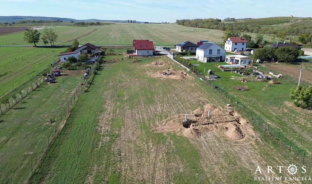 Prodej stavebního pozemku 740 m², Pravlov – náhled fotky 6