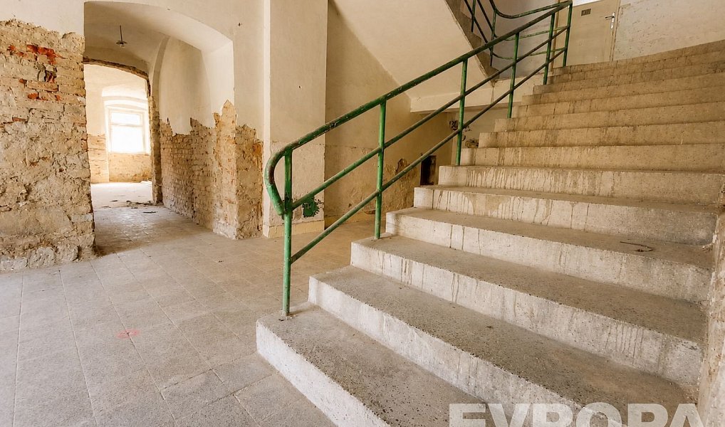 Prodej komerčního objektu (jiného typu) 631 m², Uzeničky – náhled fotky 8