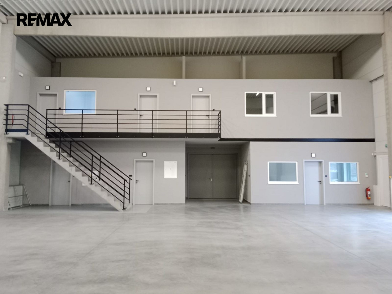 Pronájem skladovacích prostor 477 m² — photo 4