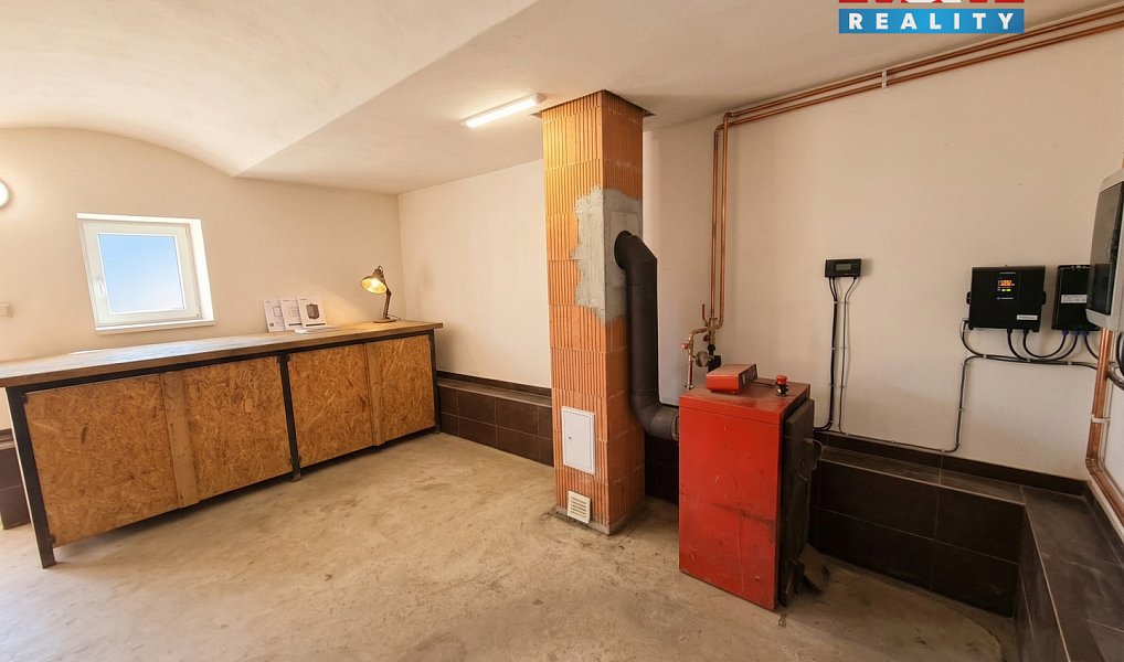 Prodej domu 768 m² s pozemkem 394 m², Dolní Bukovsko – náhled fotky 10