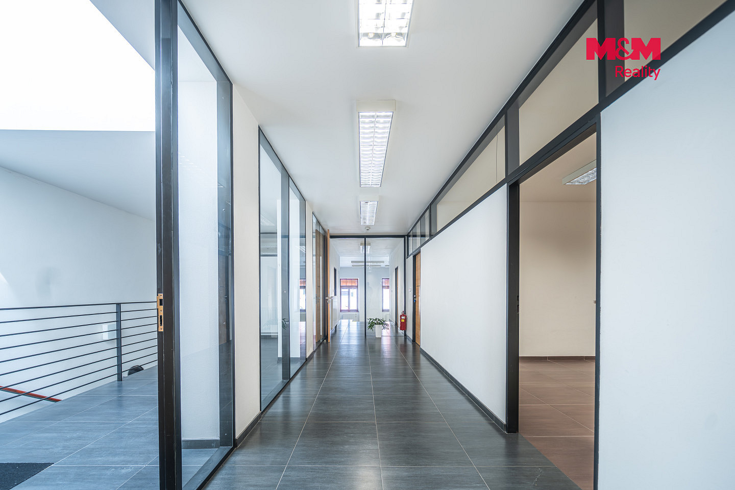 Prodej domu 801 m² s pozemkem 382 m² – fotografie 2