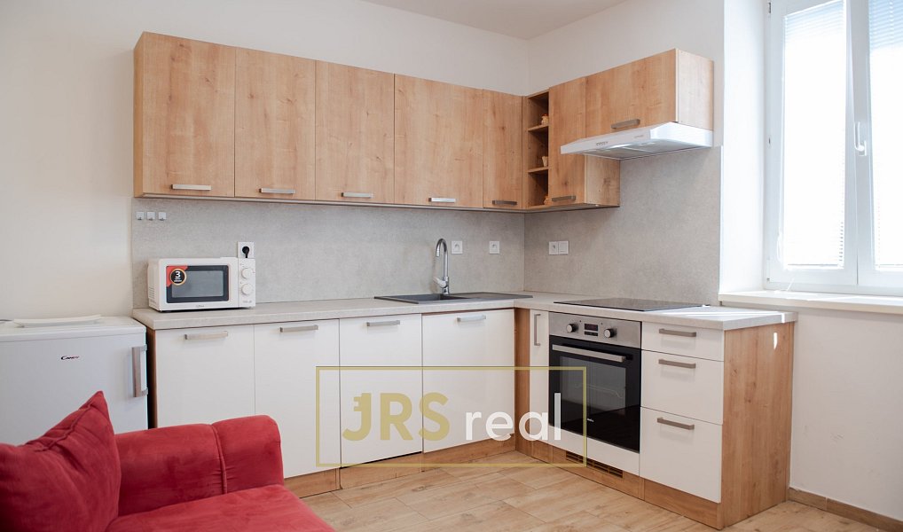 Pronájem bytu 2+kk, 34 m², Hodonín, Ježov