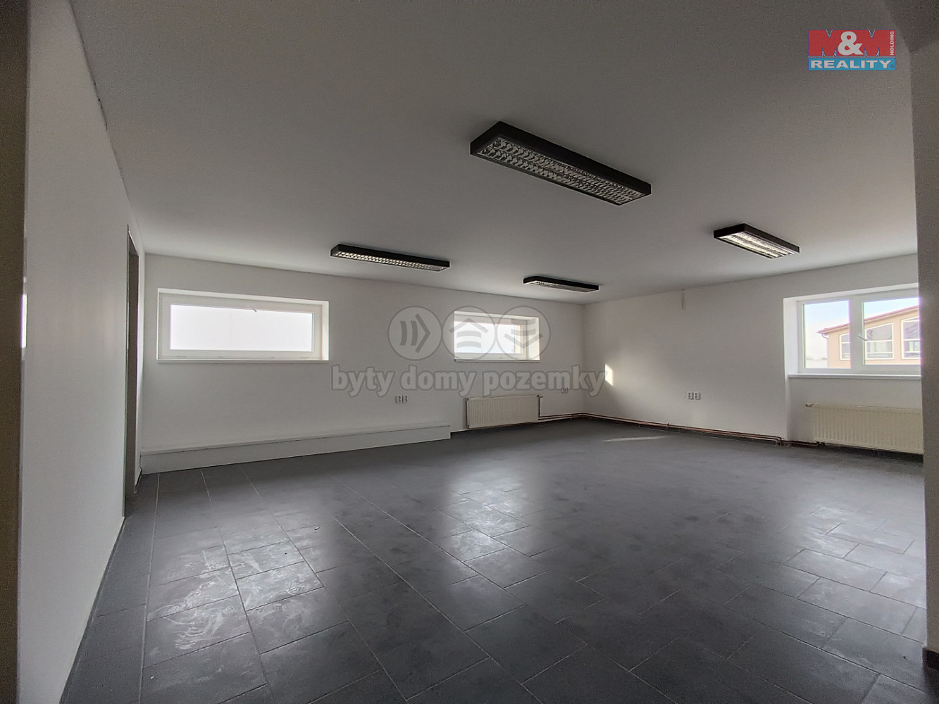 Pronájem garáže, 44 m2, třeboň, ul. nádražní — photo 5