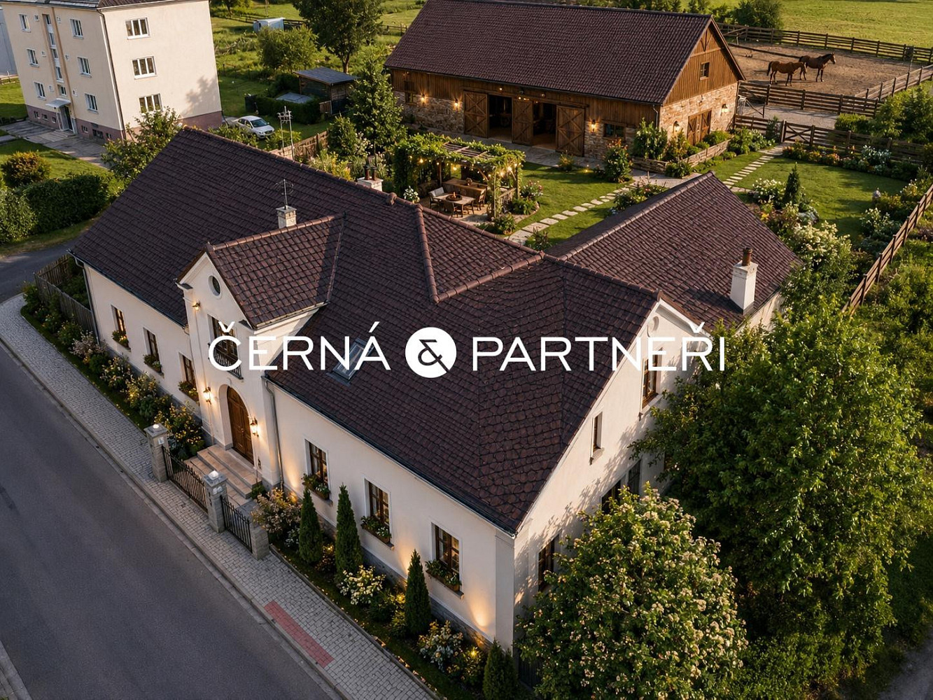 Prodej domu 500 m² s pozemkem 1 657 m² — photo 2
