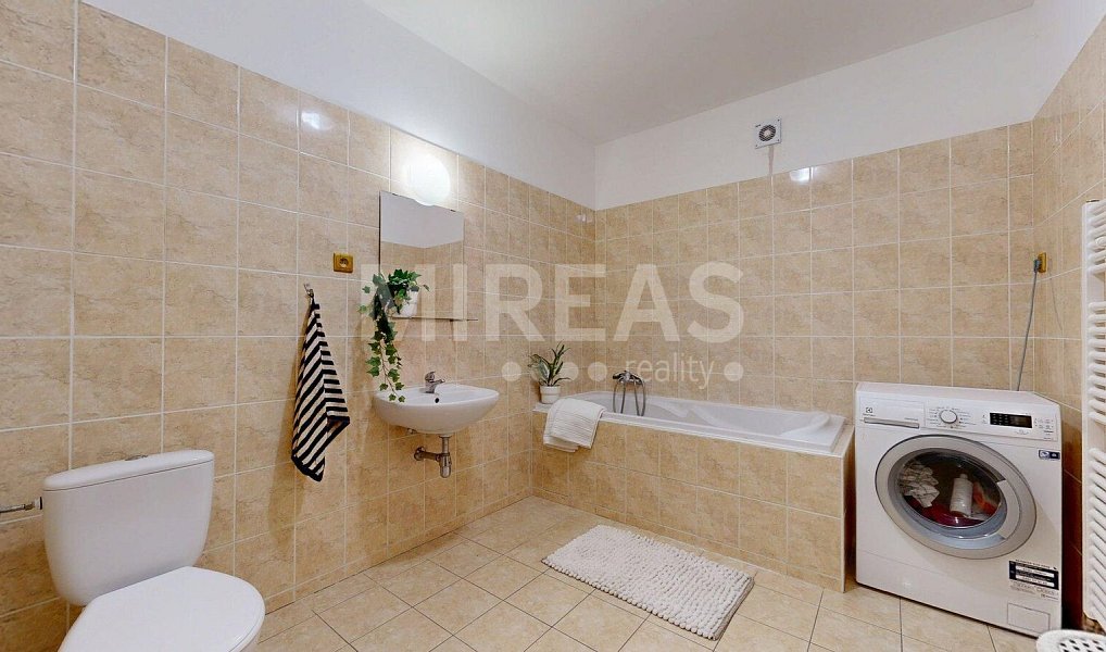 Prodej bytu 2+kk 69 m², Milovice – náhled fotky 17