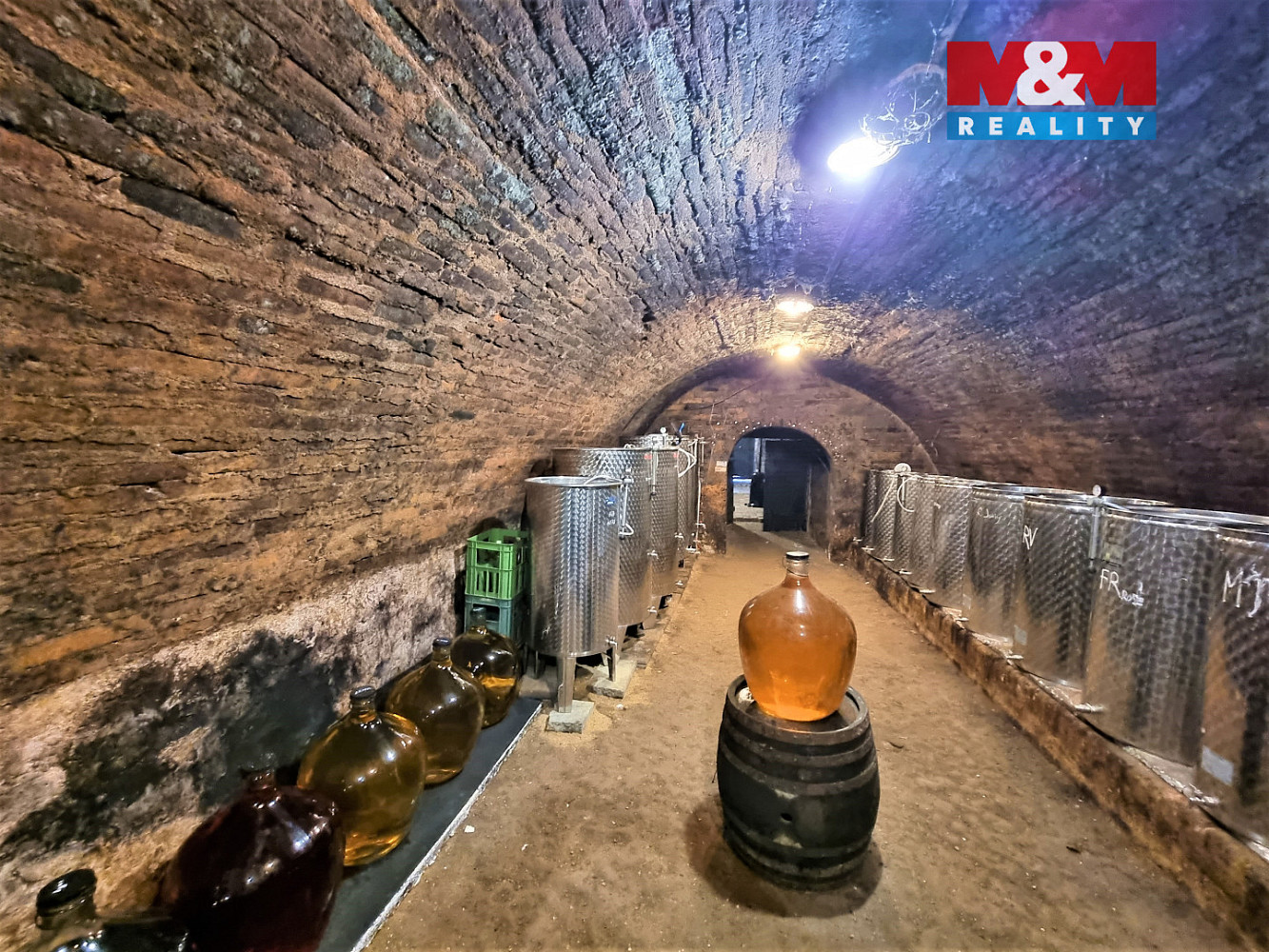 Prodej vinného sklepu, 125 m2, perná — photo 3