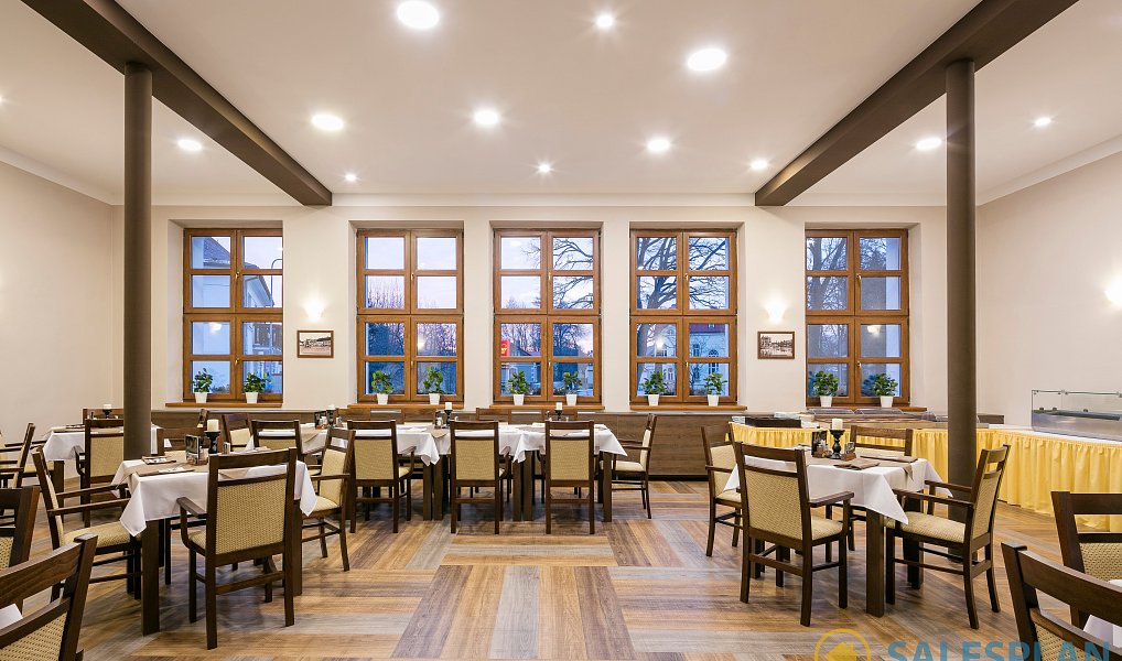 Prodej ubytovacího objektu 1 342 m², Doksy – náhled fotky 4